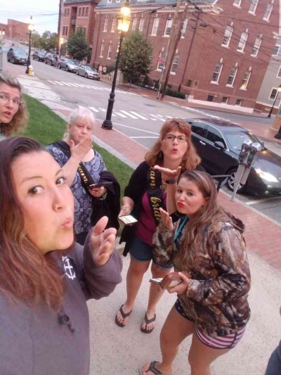 Fotografie de echipă la Vânătoarea de Comori din Portsmouth